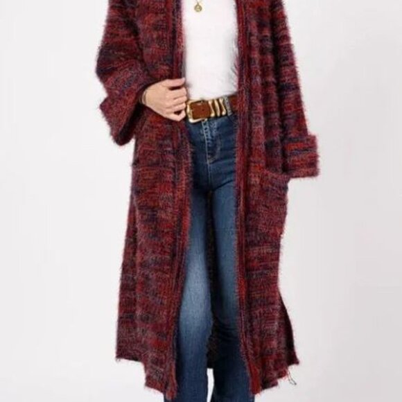 Cardigan Oversize Fits even Large Band of Free in red multi Soft and Comfy - NWT - Picture 4 of 7